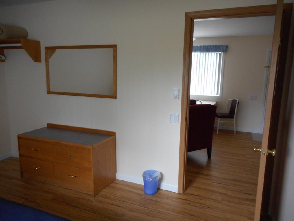 Blue River Motel Экстерьер фото