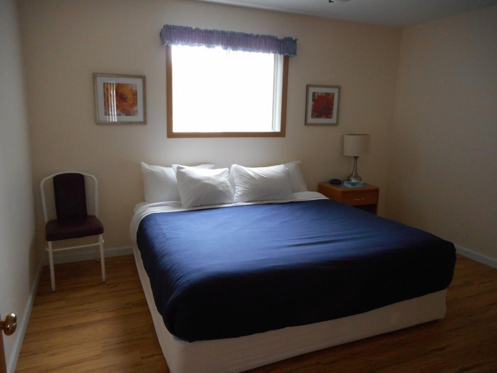 Blue River Motel Экстерьер фото