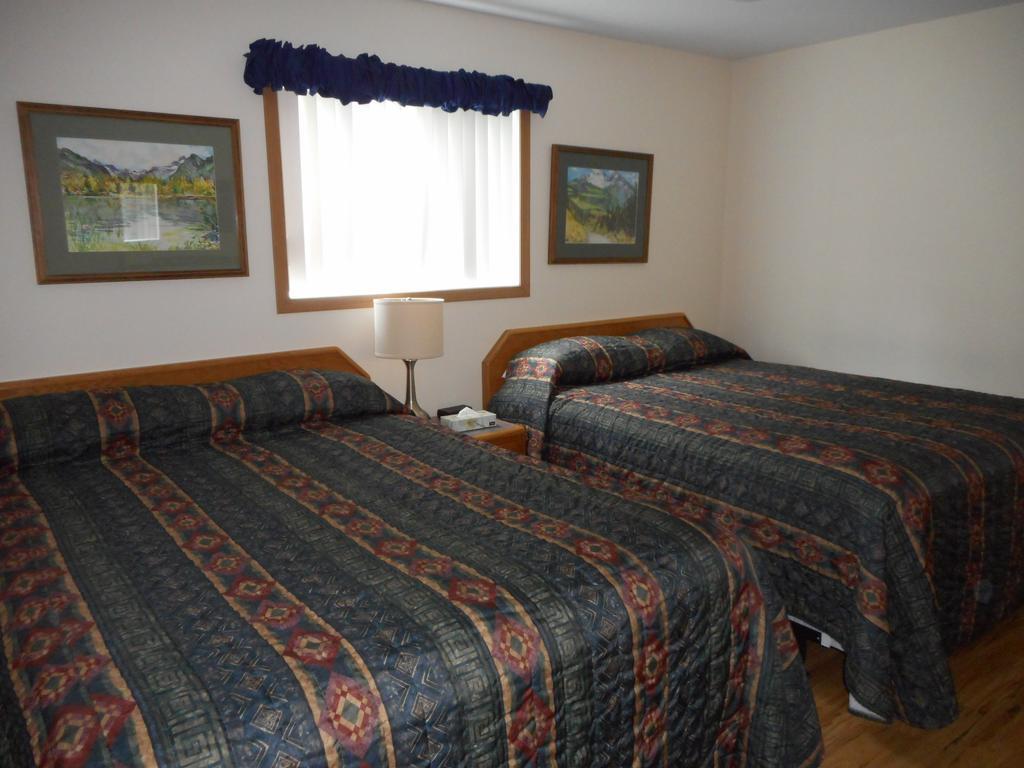 Blue River Motel Экстерьер фото